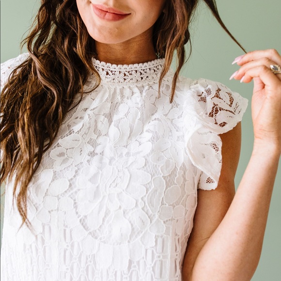 Sweet Sophisticate Lace Blouse - Picture 3 of 9